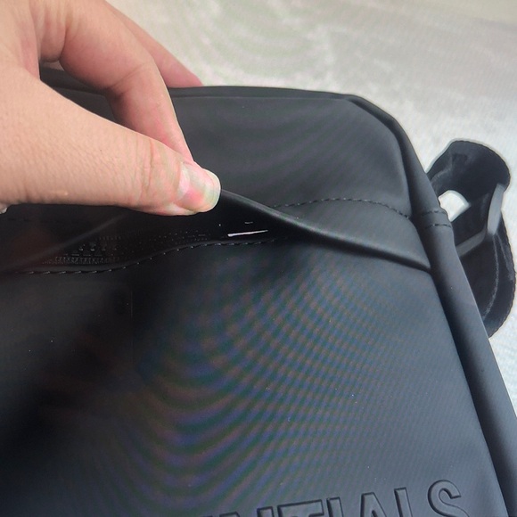 Essentials Black Belt Bag - Picture 9 of 9